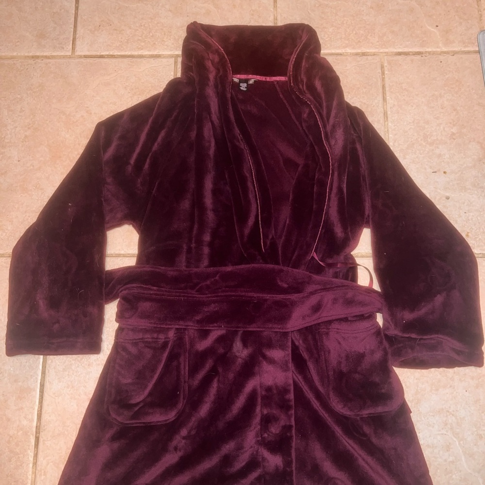 Victoria's Secret Robe M/L With Belt Maroon/wine Logo Plush Velour SOFT